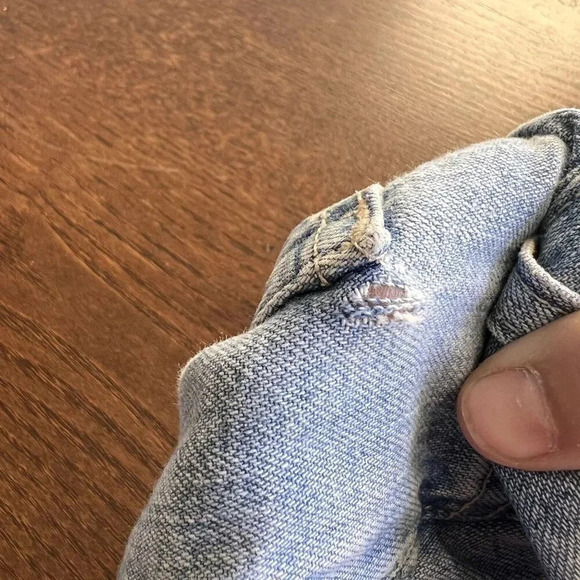 Tommy Hilfiger womens Classic Fit Light‎ Blue Jeans Size 32 - Picture 4 of 4